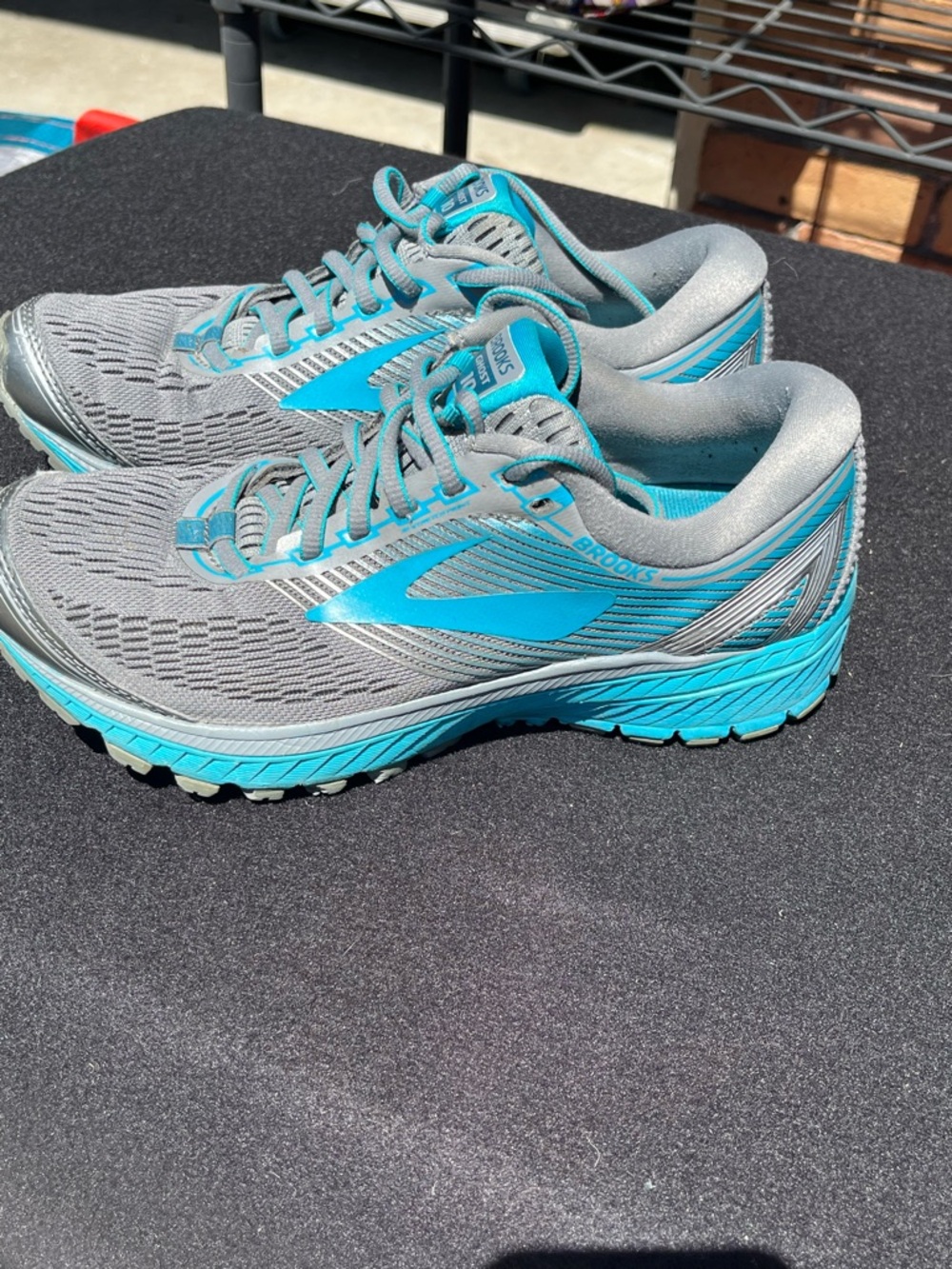 Brooks Ghost 10 Women's Gray and Teal Running Sneakers